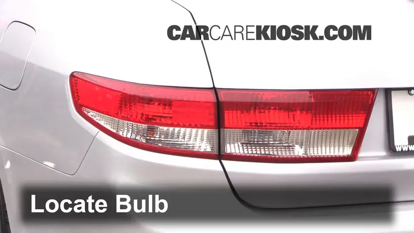 2005 Honda Accord EX 3.0L V6 Sedan (4 Door) Lights
